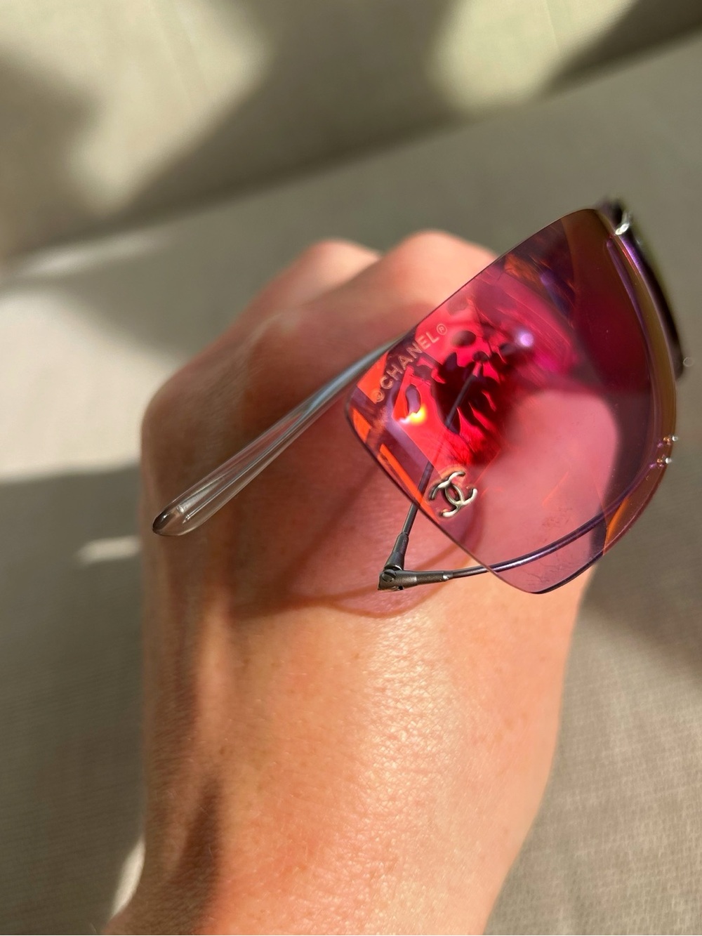 Authentic 90’s Vintage Chanel Pink Rimless Shield Sunglasses - Picture 10 of 16